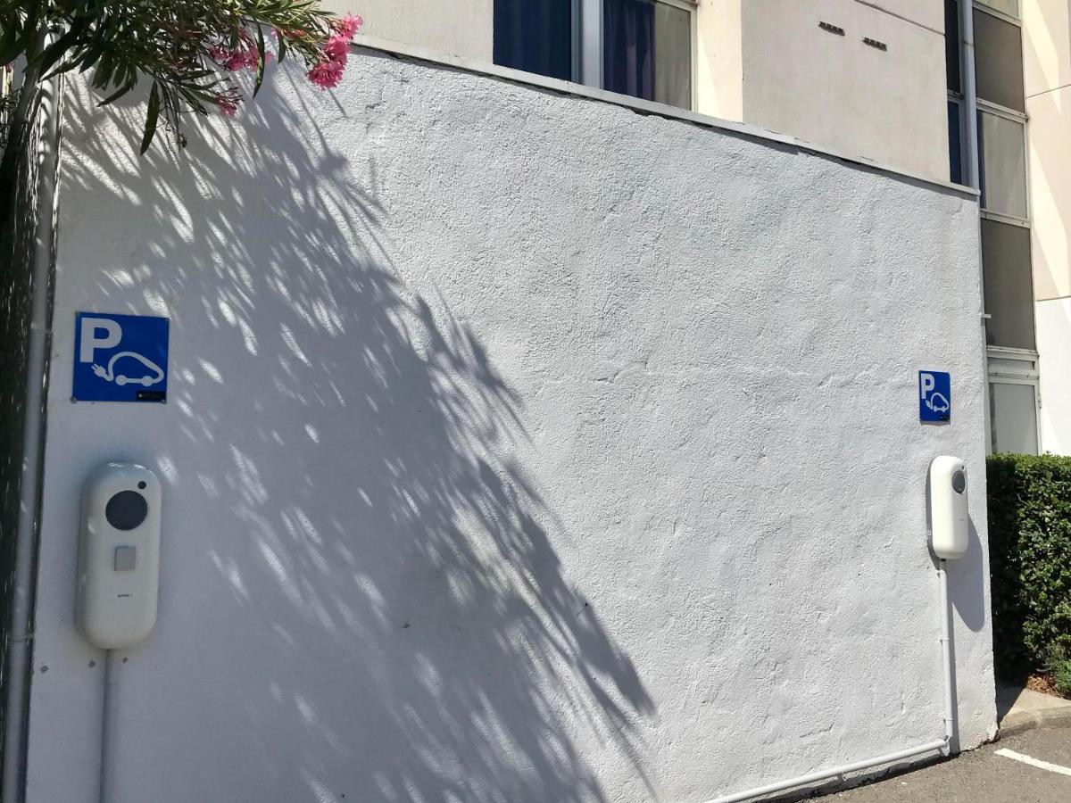 Kyriad Martigues Sud Exteriör bild