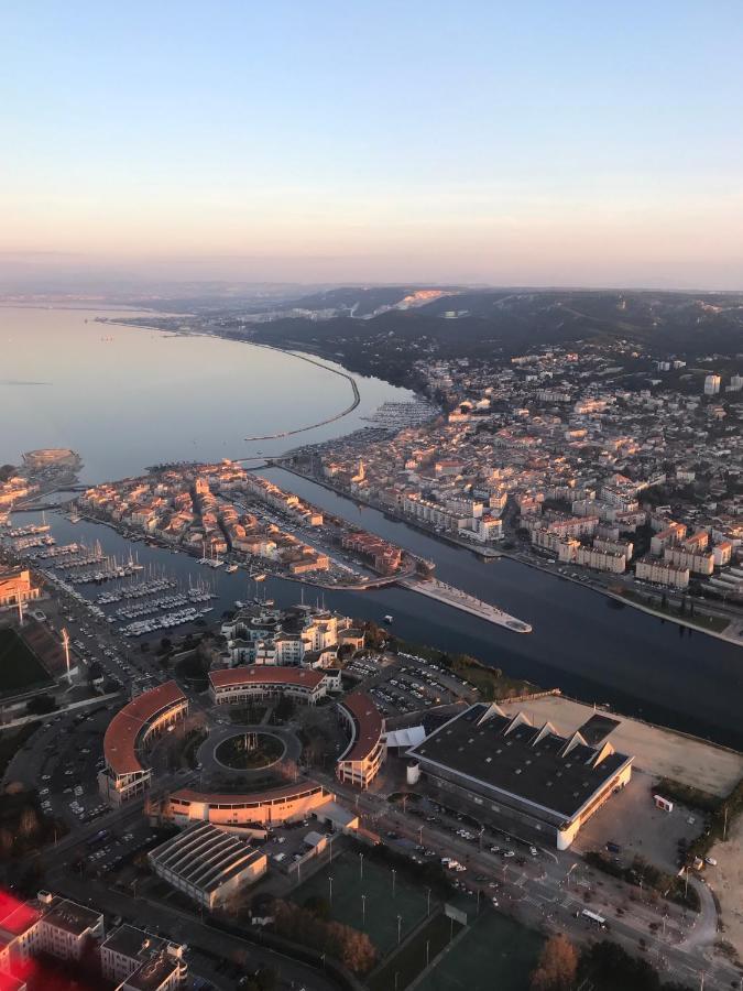 Kyriad Martigues Sud Exteriör bild